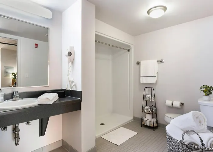 Downtown 3bd Near Park Museums #7 Apartamento